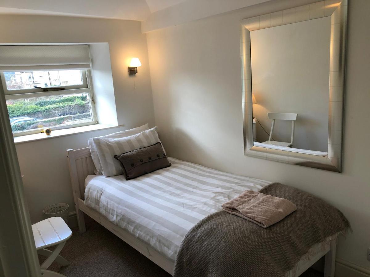 Lauras Townhouse Apartments Lansdown Slope Townhouse Бат Екстериор снимка