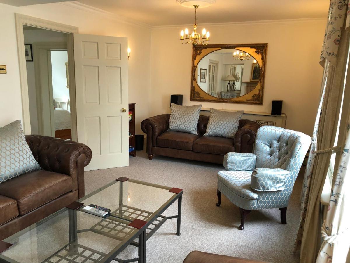 Lauras Townhouse Apartments Lansdown Slope Townhouse Бат Екстериор снимка