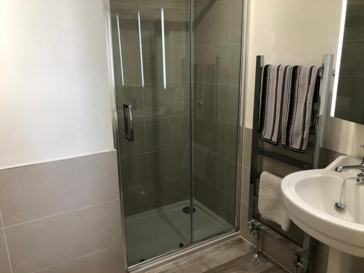 Lauras Townhouse Apartments Lansdown Slope Townhouse Бат Екстериор снимка