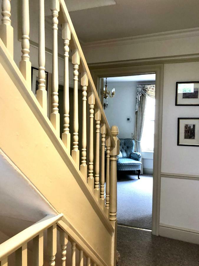 Lauras Townhouse Apartments Lansdown Slope Townhouse Бат Екстериор снимка
